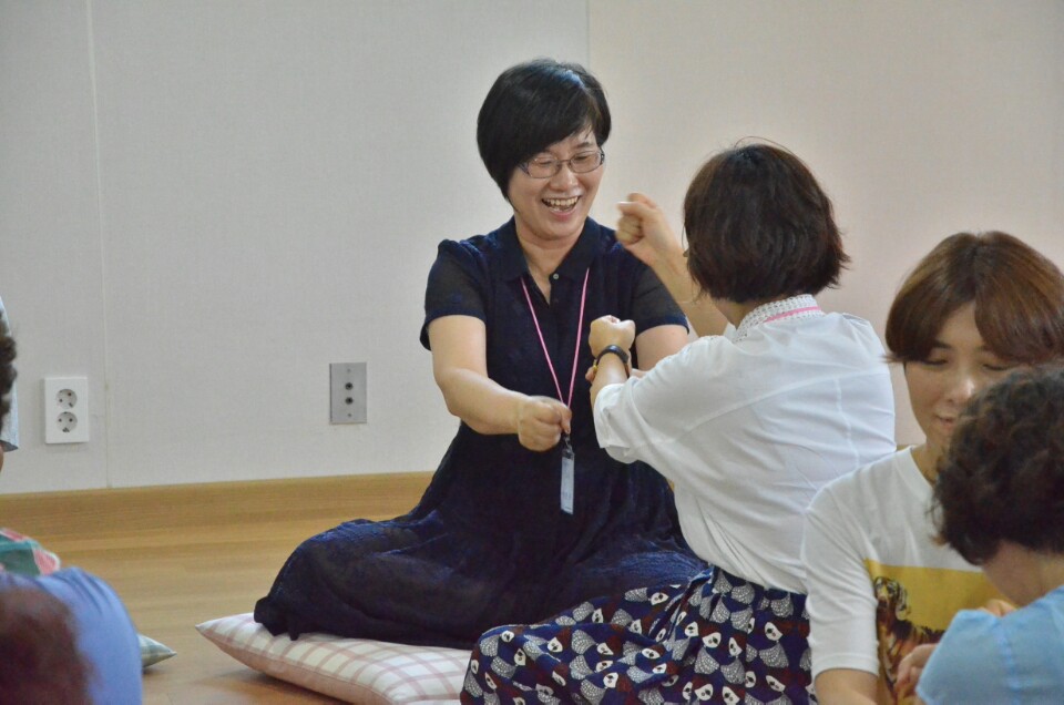 마음수련 교원연수에 참가한 선생님